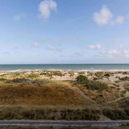 Апартаменты In Near The Coast, Cleaning Included *