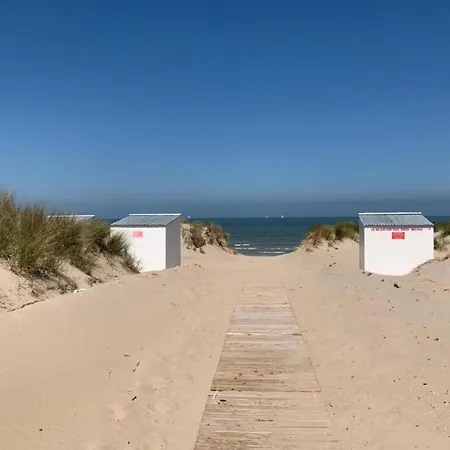 Апартаменты In Near The Coast, Cleaning Included Остдёйнкерке